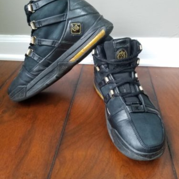 nike zoom lebron 3 black gold